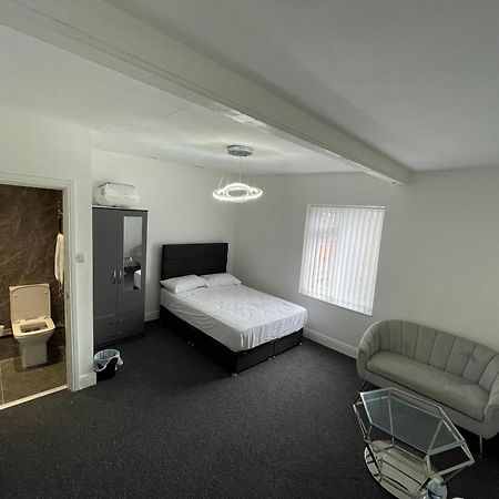 Pc Homes Room C Hyde Εξωτερικό φωτογραφία